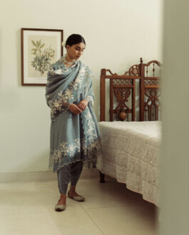 a little fly alf modeling agency india bombay delhi fashion shoot modelling tenzin lhagyal ar rhea kapoor 